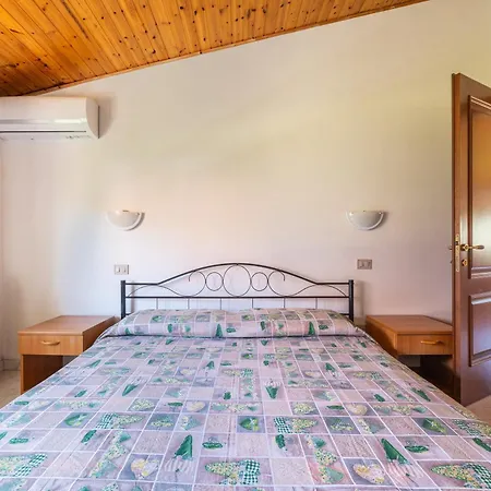 Bifamiliare Lovely Vakantiehuis Teulada
